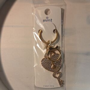 5 For 25 Mint Gold Crystal Heart & Key Charm Keyring
